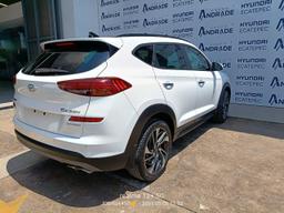 vehicle_3