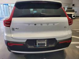 vehicle_3