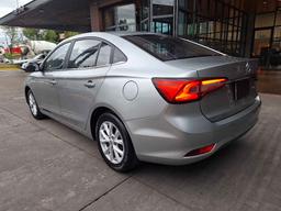 vehicle_3