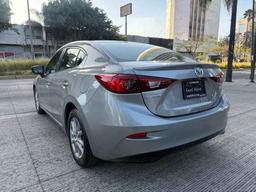 vehicle_3