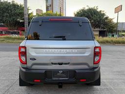 vehicle_4