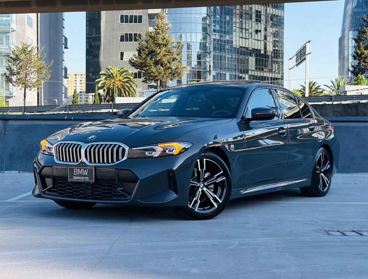 Imagen principal del vehículo