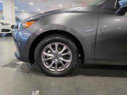 vehicle_2