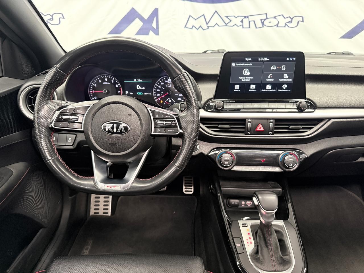 Banner 12